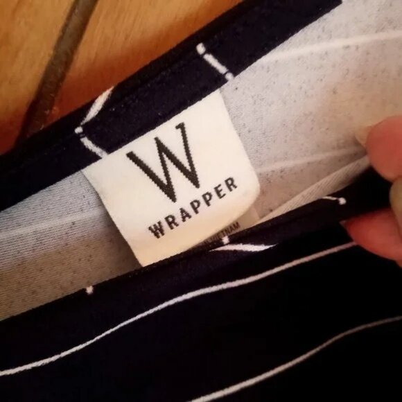 Wrapper Black Striped Sleeveless Jumpsuit Size 6 - Picture 6 of 6